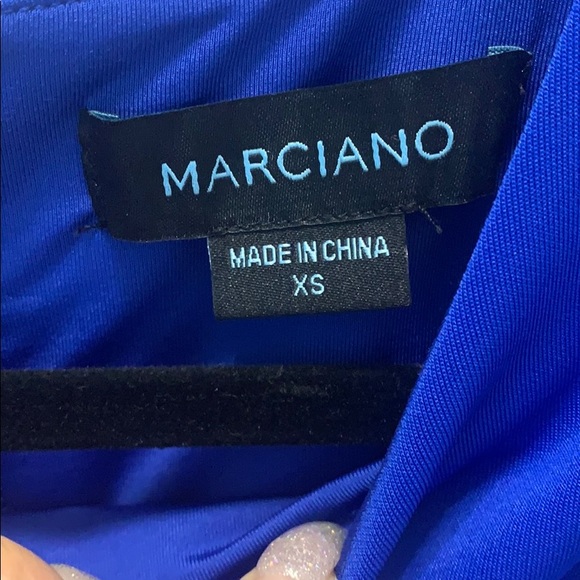 Blue dress - Picture 2 of 3